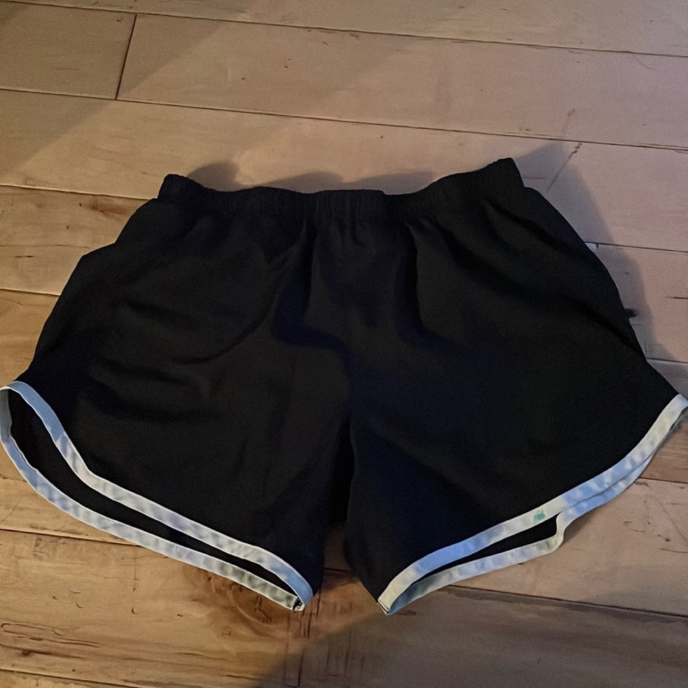 black never worn neon worn